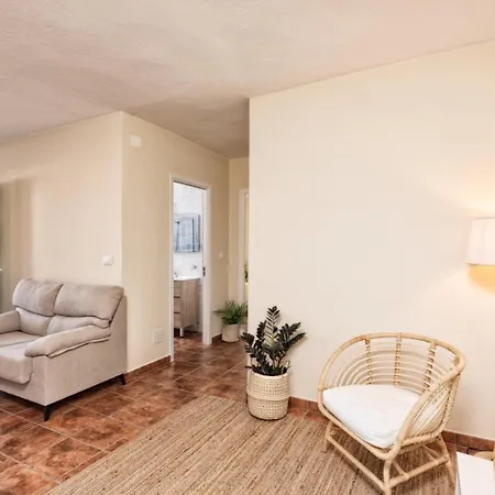 Casa Conrado, 2 Bedroom Modern Oasis, Good Location Apartament Puntallana